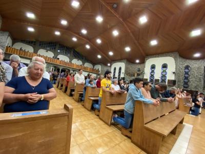 Dom Amilton celebra o 5º dia da Novena de Nossa Senhora Aparecida em Laranjeiras do Sul